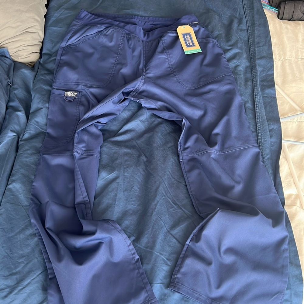 Cherokee, Women's 4-Pocket STRETCH Pull-On Cargo Scrub Pants, Navy, Medium
